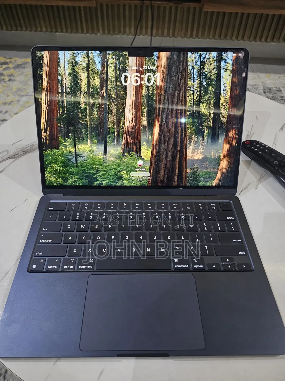 Laptop Apple MacBook Air 2022 M2 8GB Apple M2 SSD 500GB