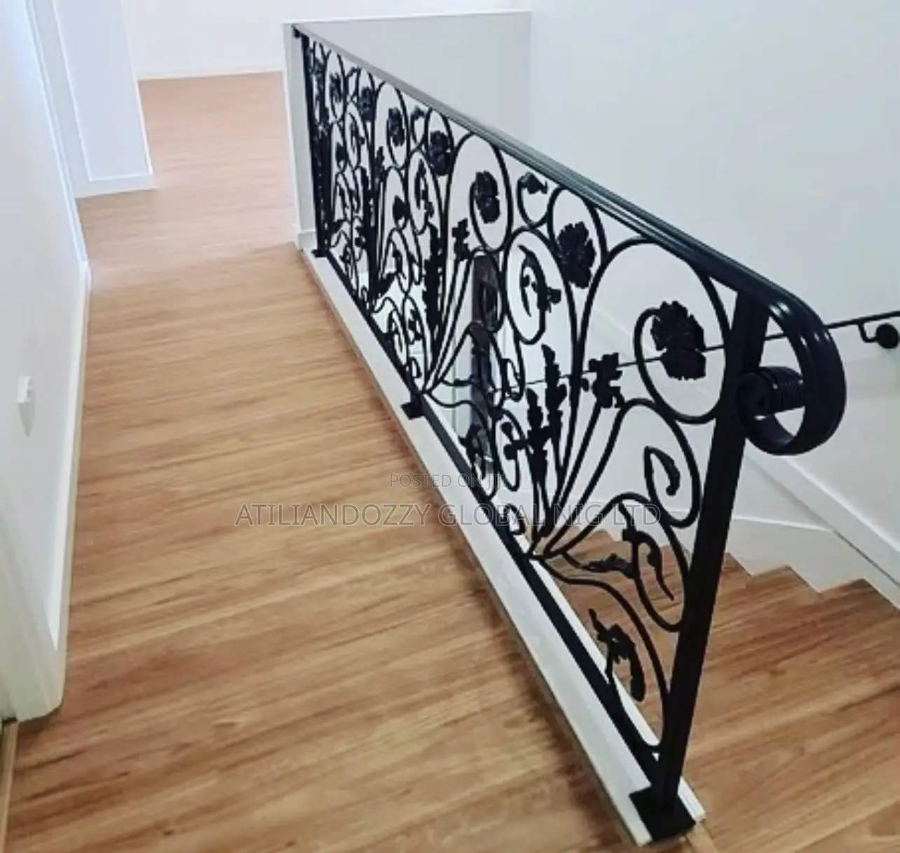 Five Finger Cumbi Wrought Iron Rails