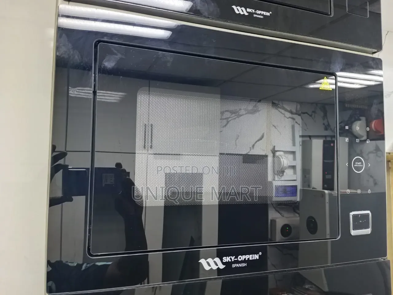 28 Litres Digital Microwave. Made in Spain