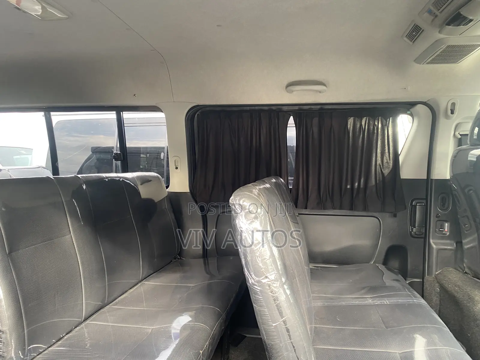 Toyota Grand HiAce 2016 Black