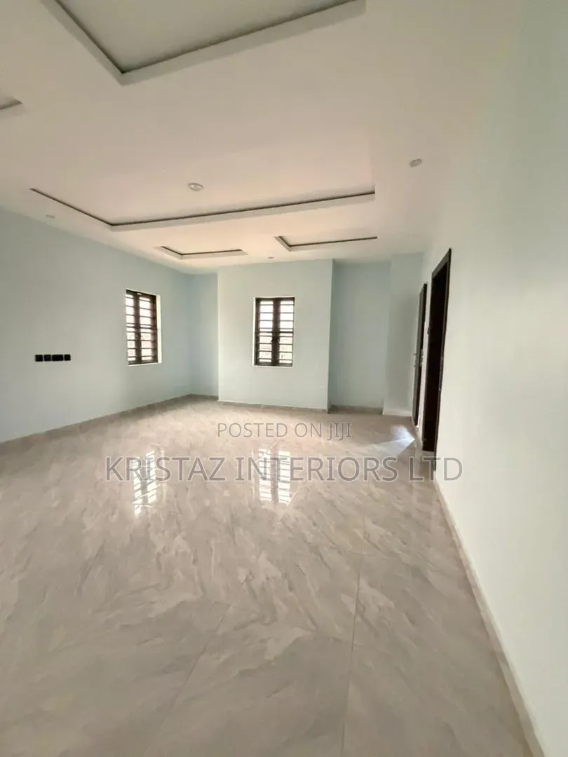 4bdrm Duplex in GRA Phase 1 for sale