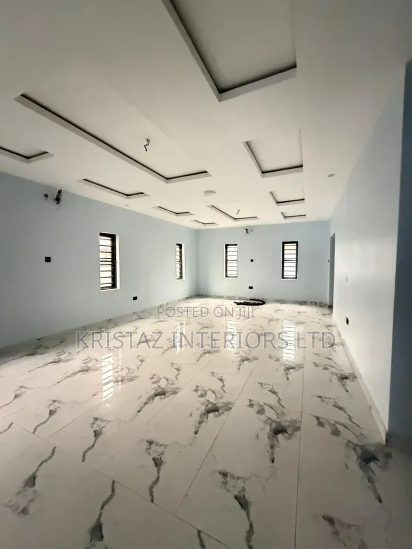 4bdrm Duplex in GRA Phase 1 for sale