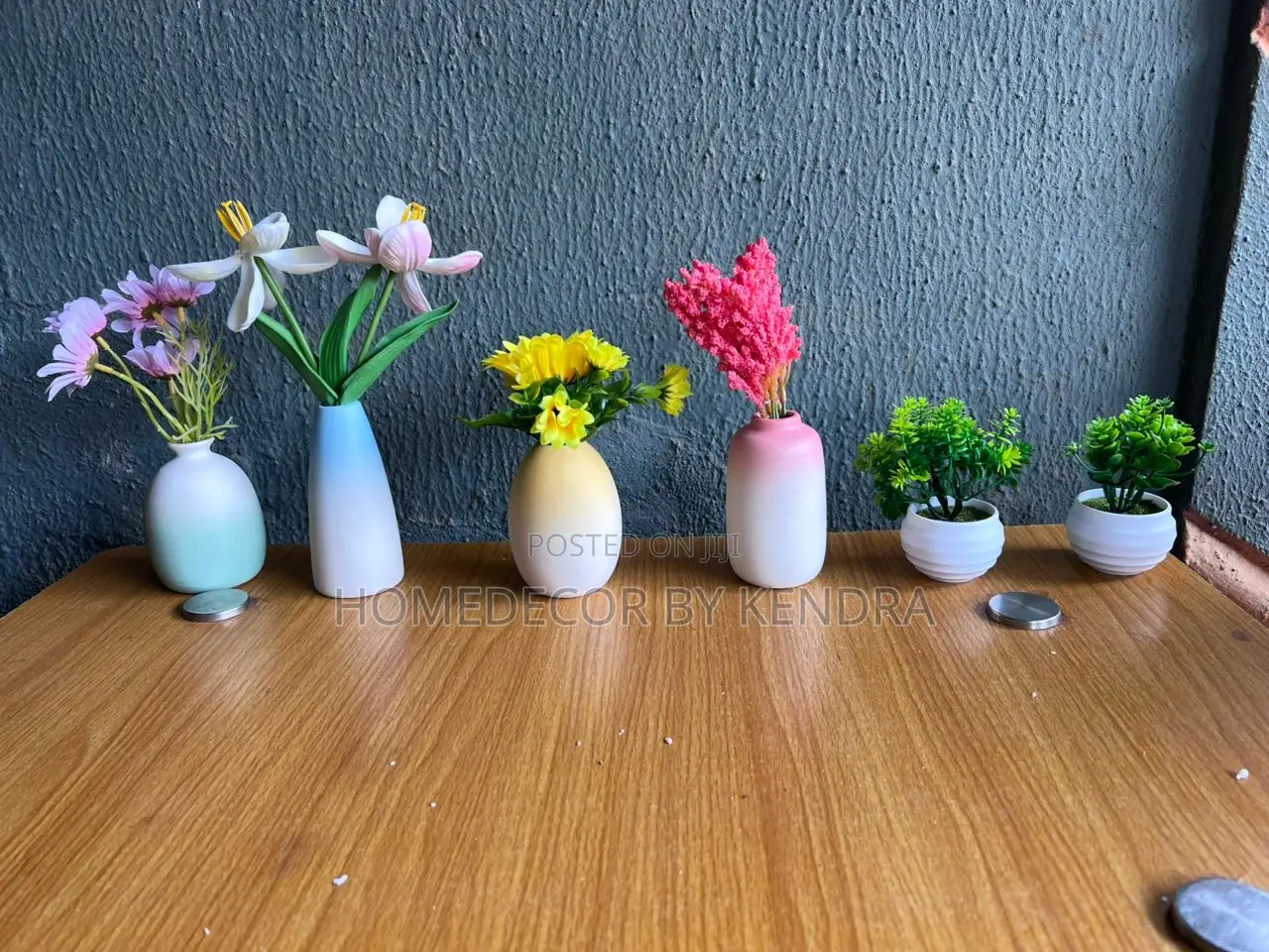 Minimalist Gradient Color Ceramic Flower Vase