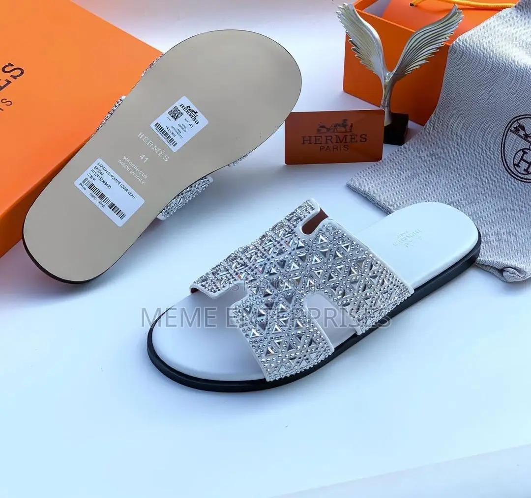 White Hermes  Palm