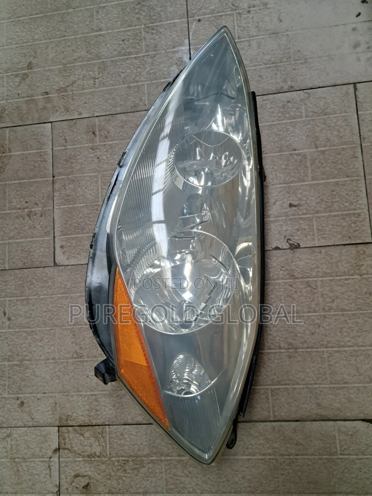 Sienna 2006 and 2008 Headlamp