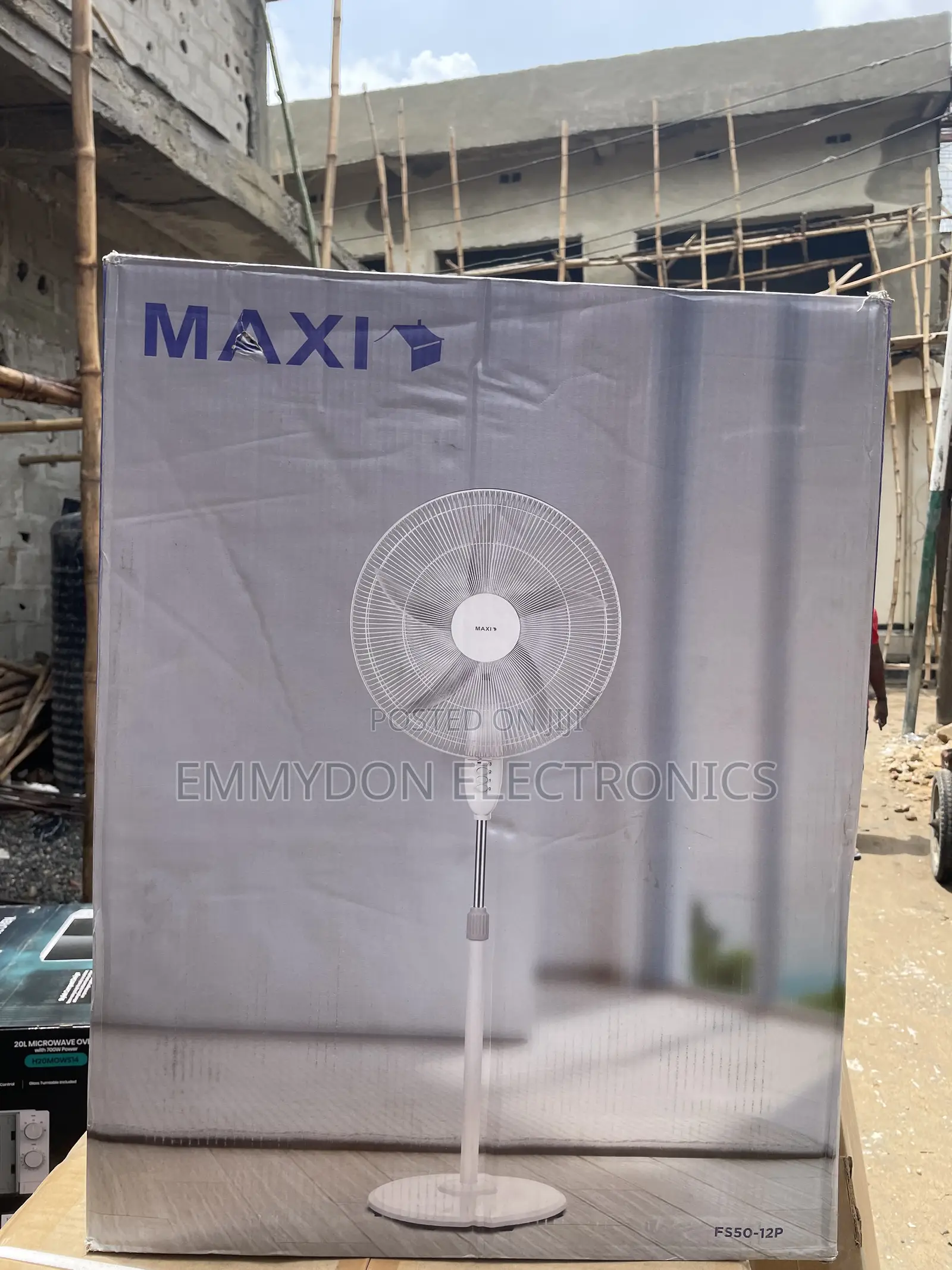 Maxi 20 Inch Standing Fan With Durable Blade Technology