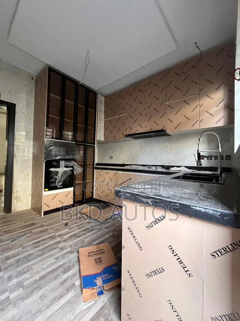 4bdrm Duplex in Magodo for sale
