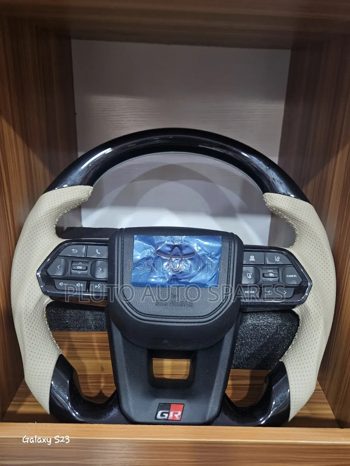 New Designed Steering Wheels Suitable on All Toyota Vehicles