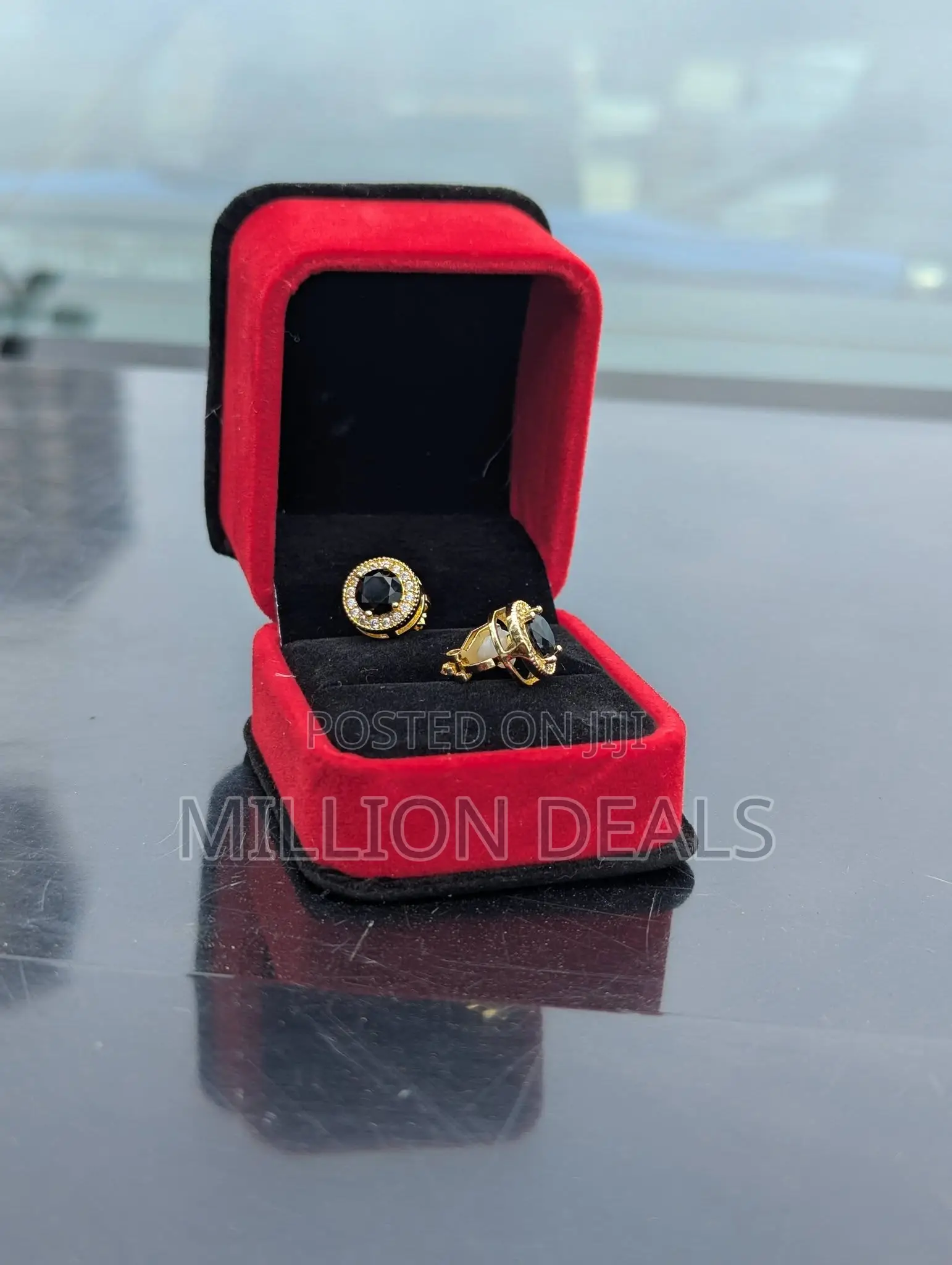 Black Gold Classic Magnetic Me's Earrings
