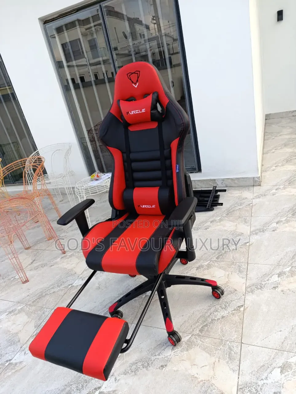 Recliner Gaming Chair (360° Rotation)