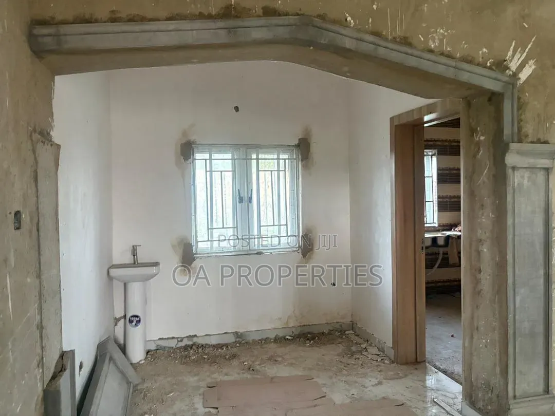 4bdrm Bungalow in Ibadan for sale
