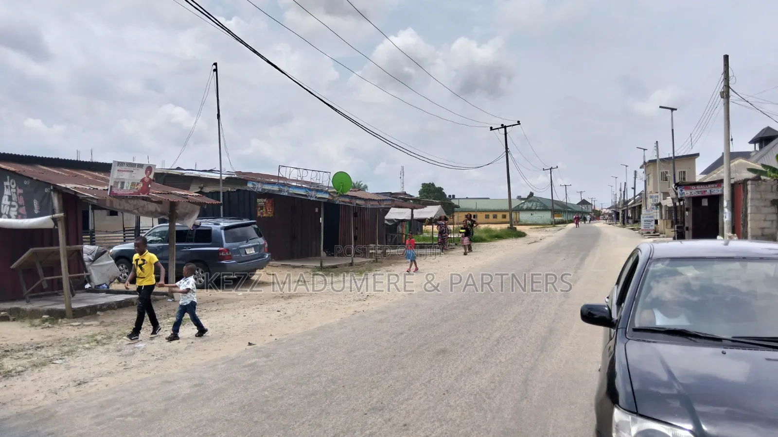 For Sale : 1 Plot on Sars Major Road , Ph