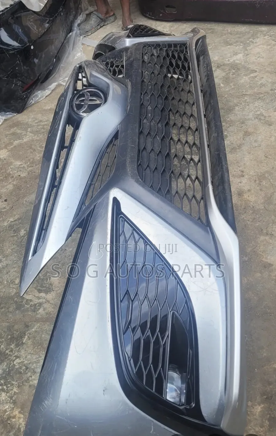 Complete Front Bumper Toyota Camry 2022 Se
