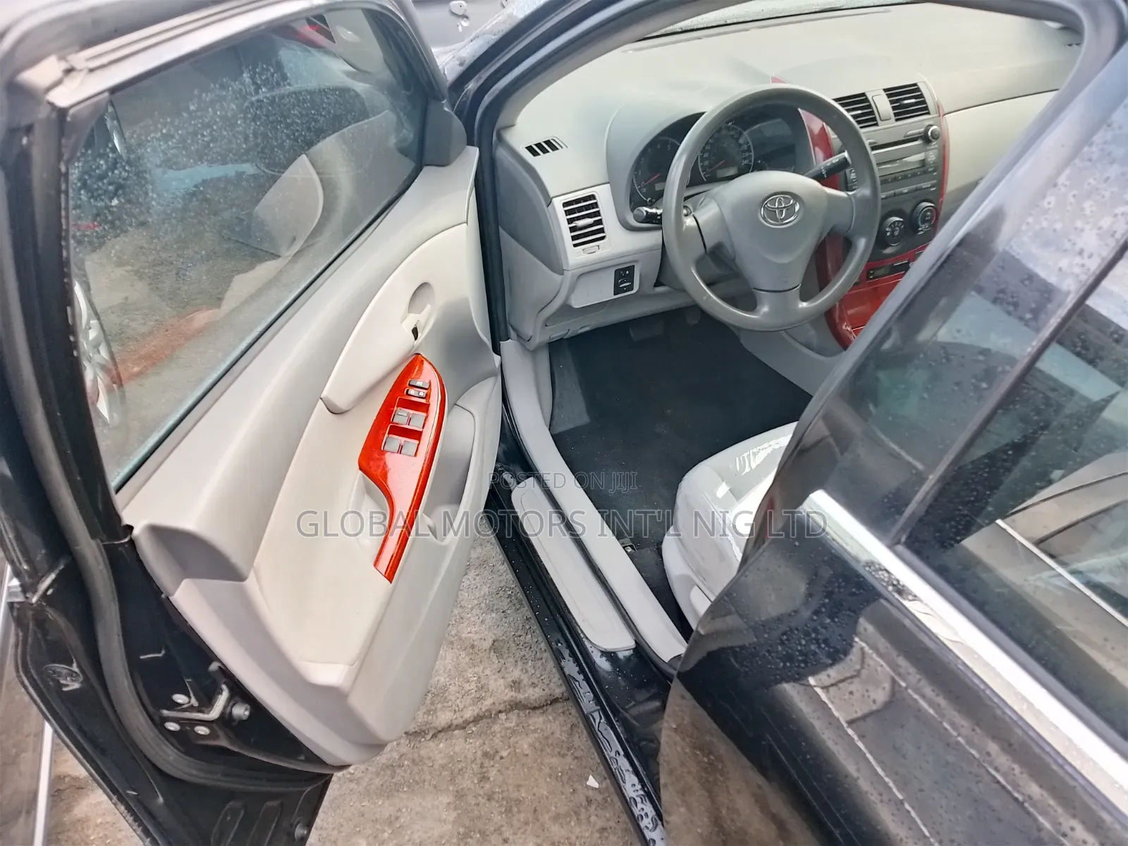 Direct Tokunbo Corolla Le 2010 / 2011.