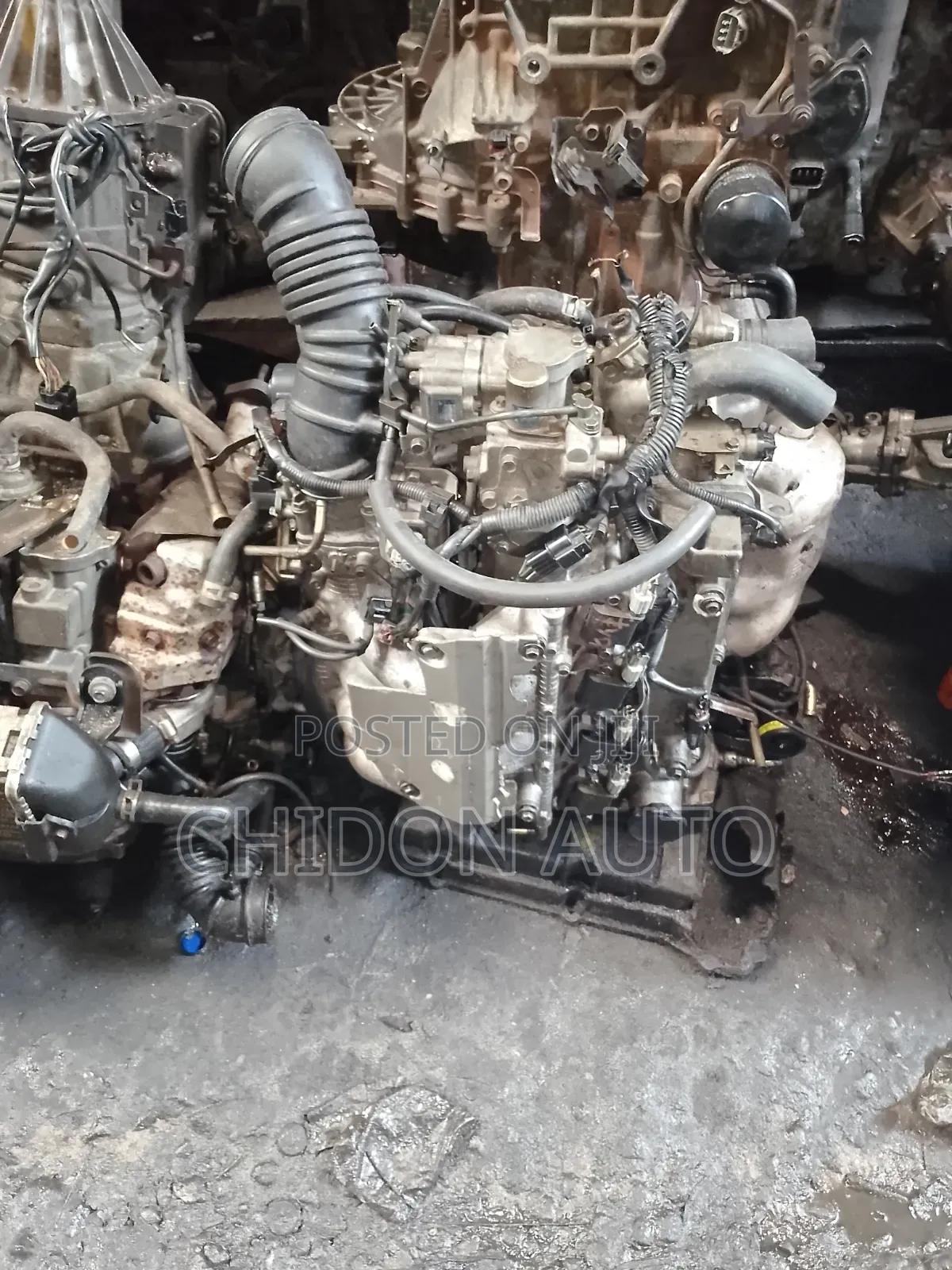 Mitsubishi Airtrek Engine