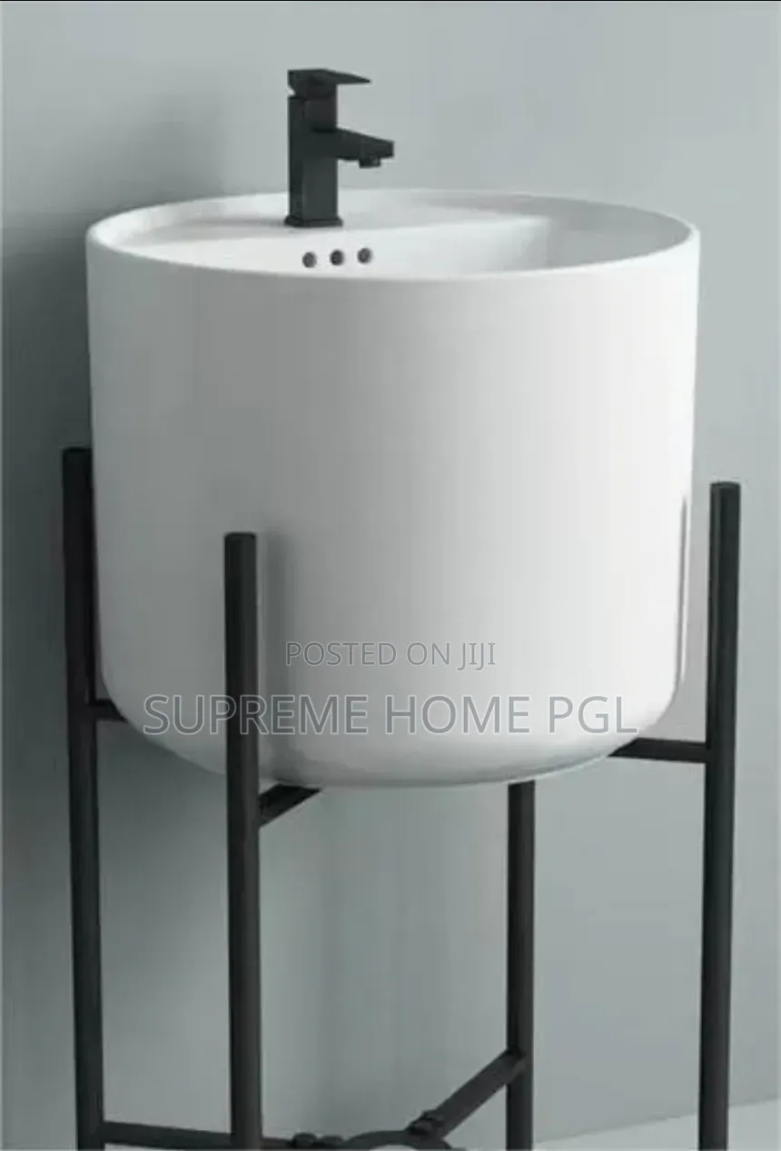 High Quality Wall Mounted Wash Hand Basin
