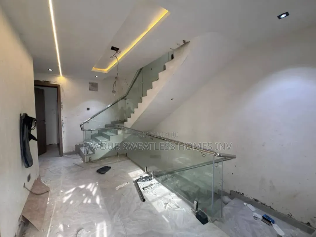 4bdrm Duplex in Private Estate Ogba for sale