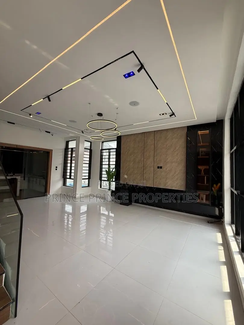 Furnished 5bdrm Duplex in Garden Estate for sale