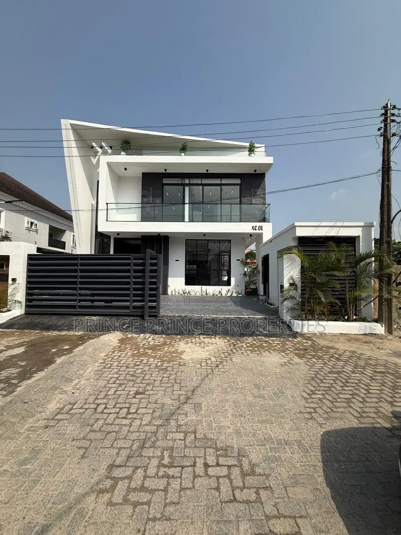 Furnished 5bdrm Duplex in Garden Estate for sale