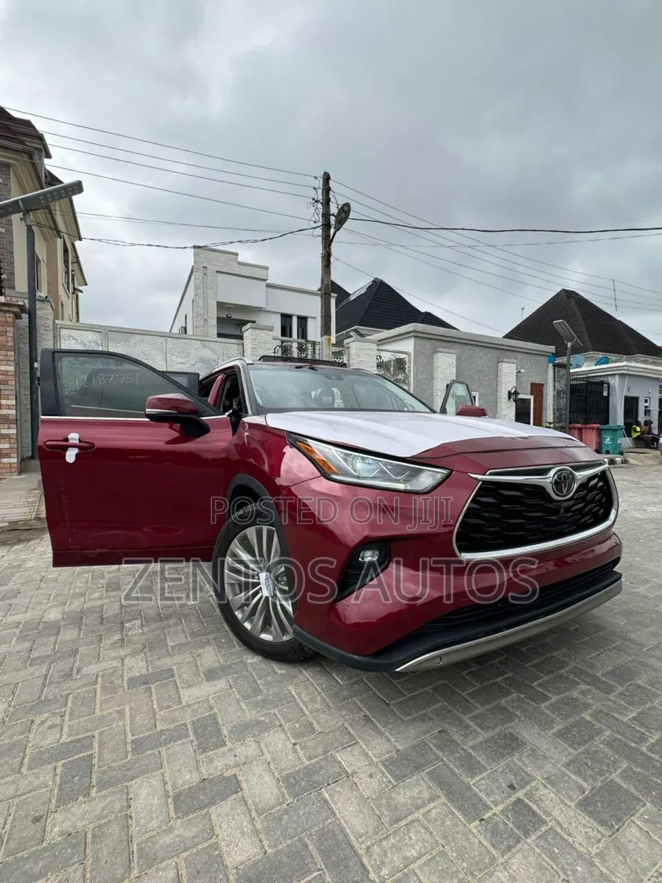Toyota Highlander Platinum 2021 Red