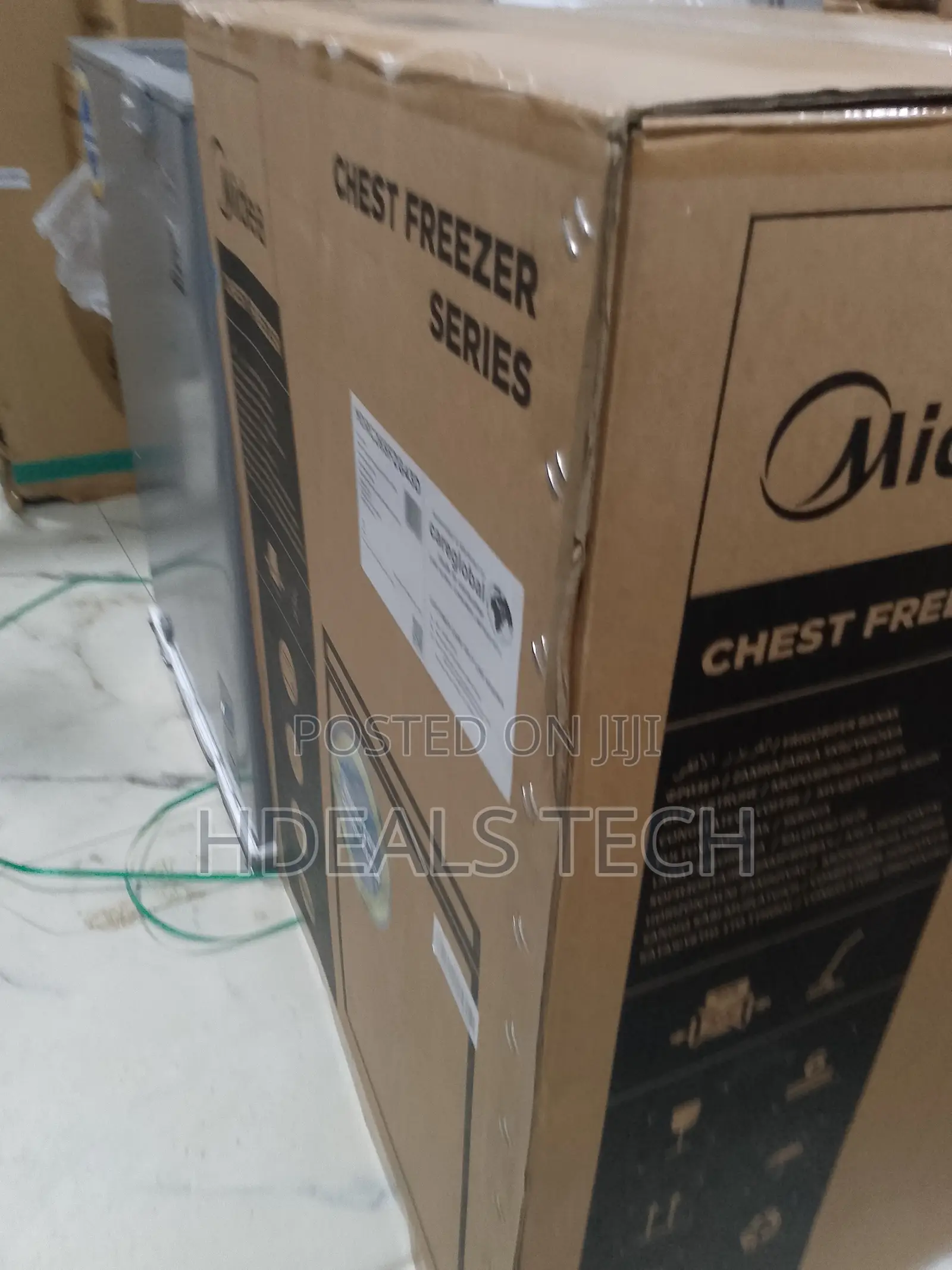 Original Midea 143 Litres Freezer With Modern Design and Strong