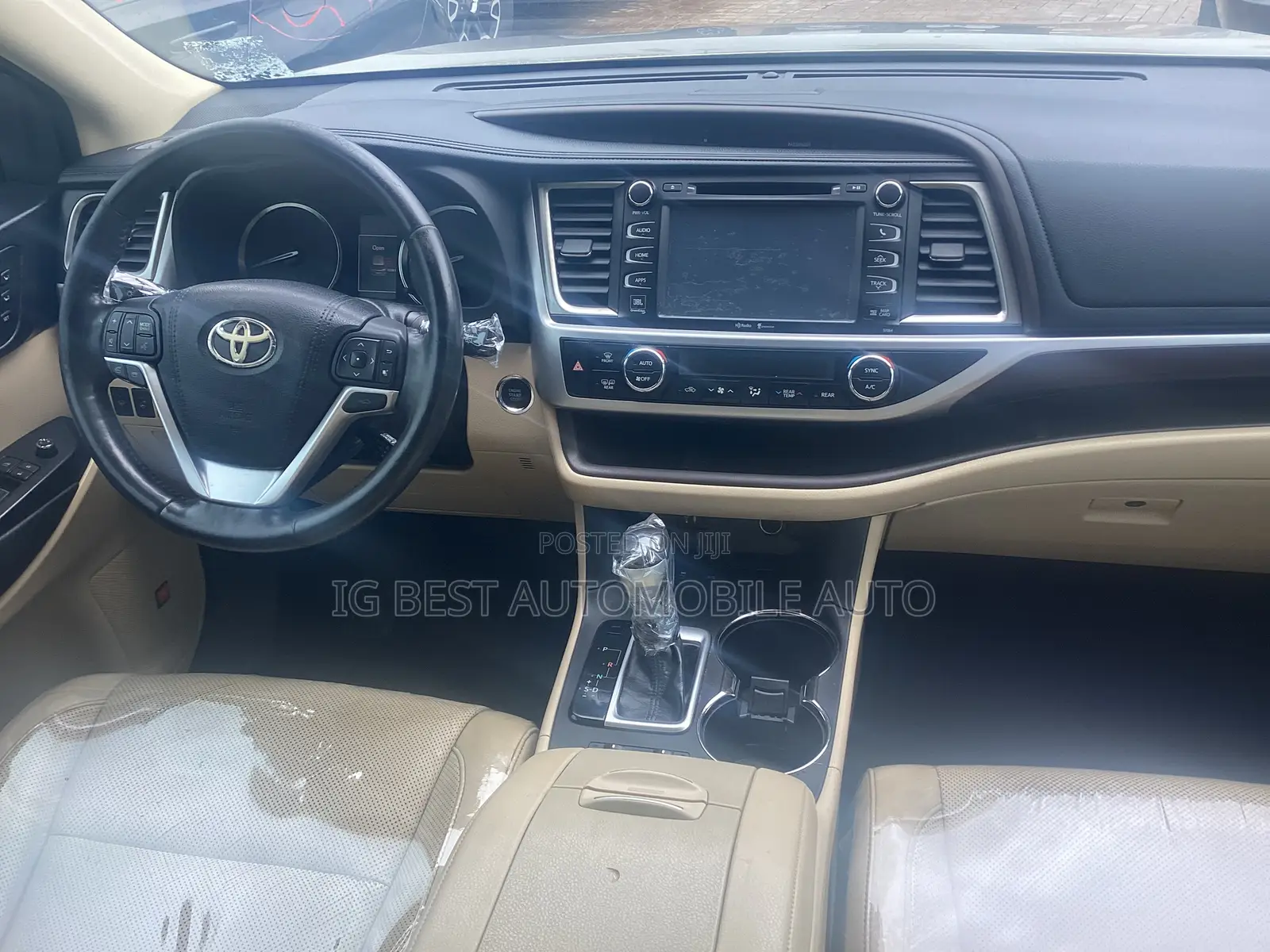 Toyota Highlander Limited Platinum V6 4x2 (3.5L 6cyl 6A) 2016 Gray