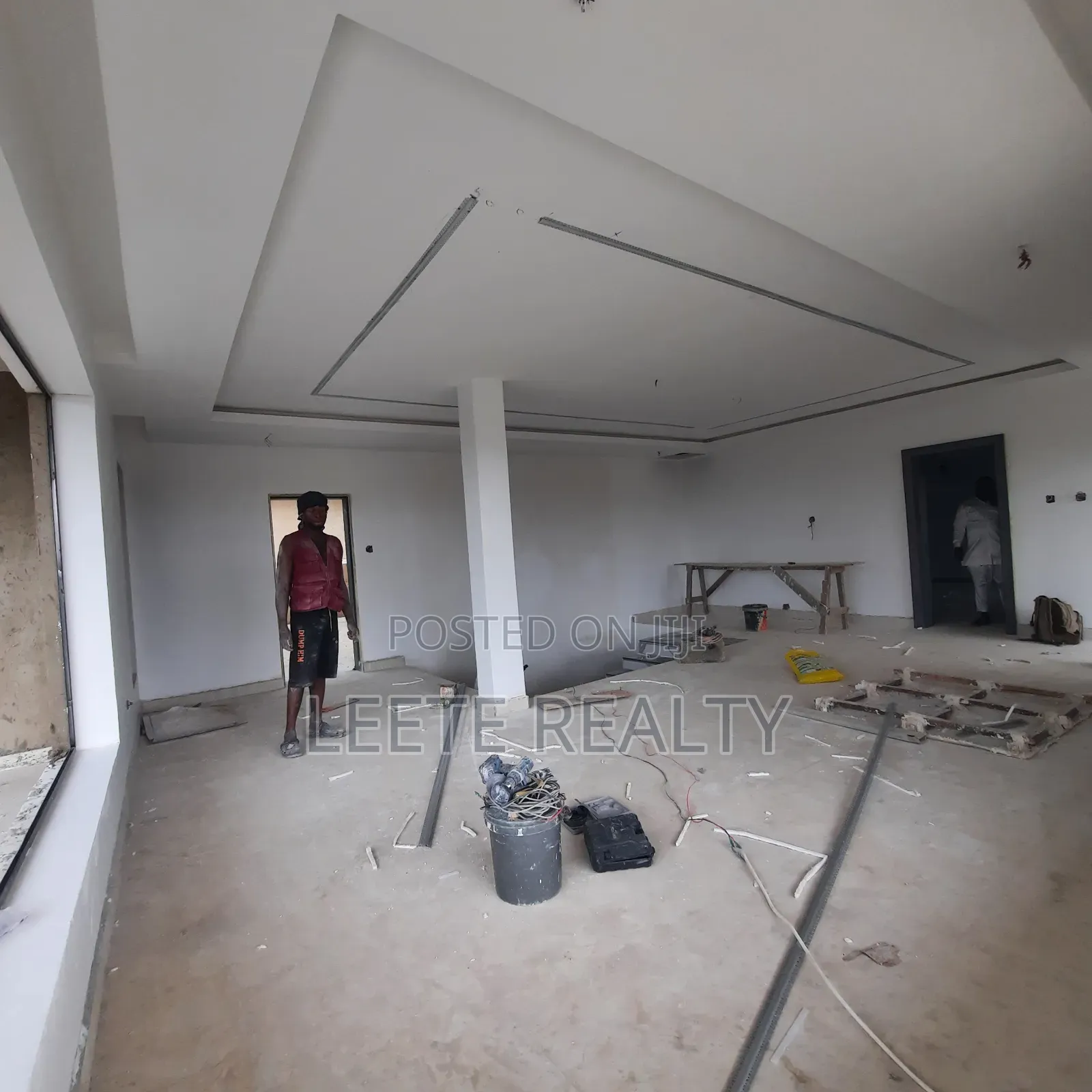 5bdrm Duplex in Mabushi for sale