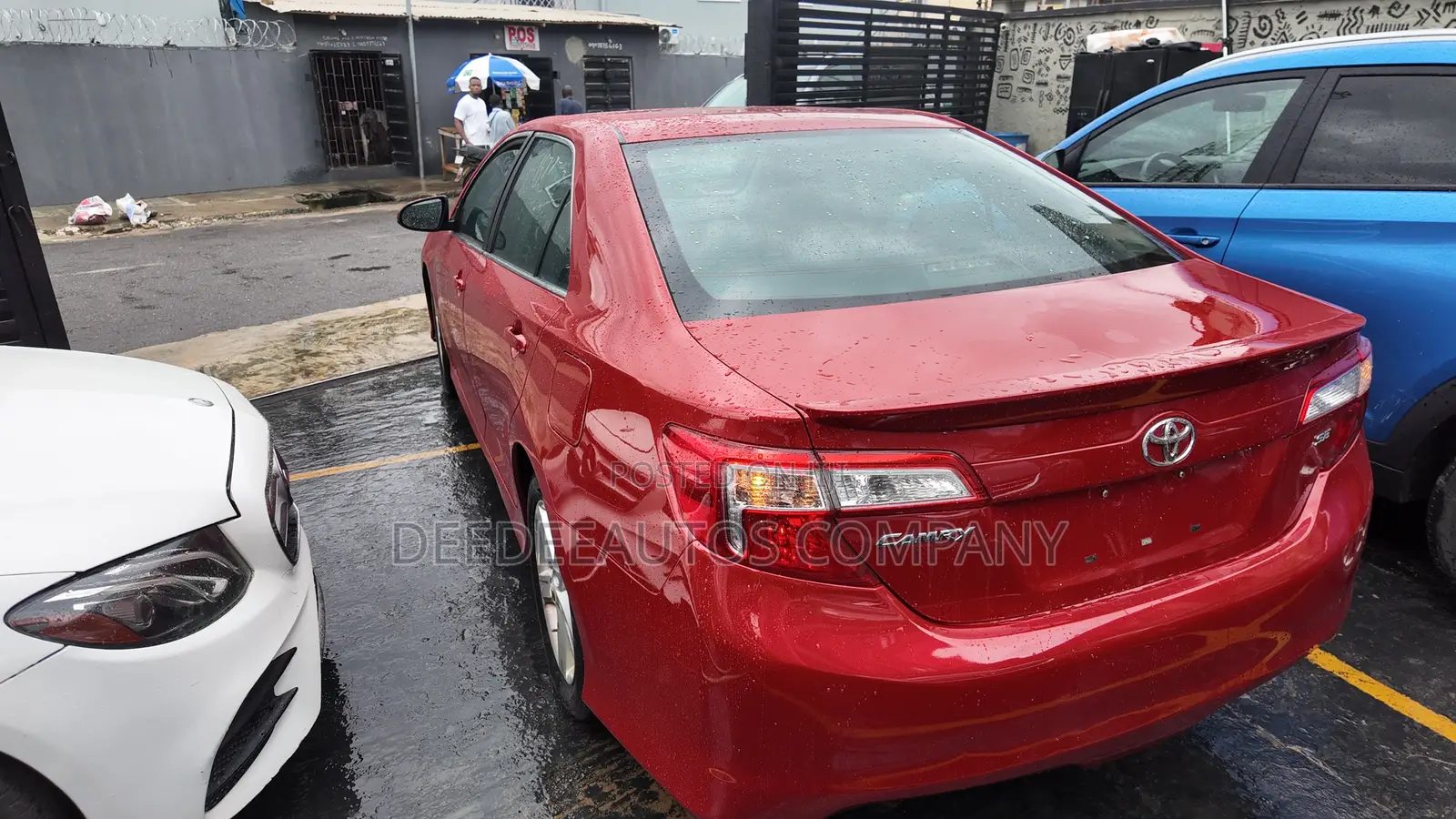 Toyota Camry SE 4dr Sedan (2.5L 4cyl 6A) 2013 Red