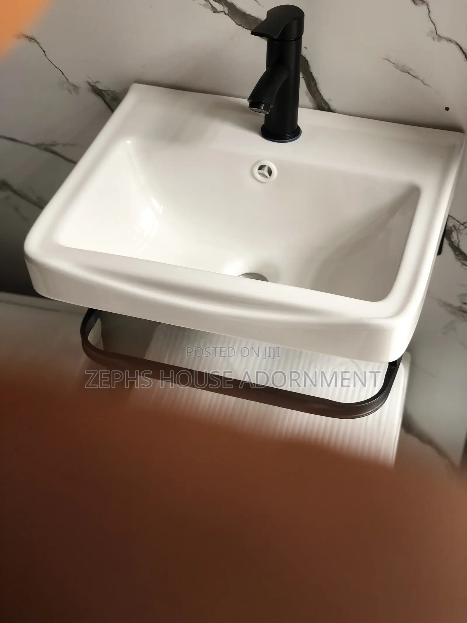Wall Hung Basin