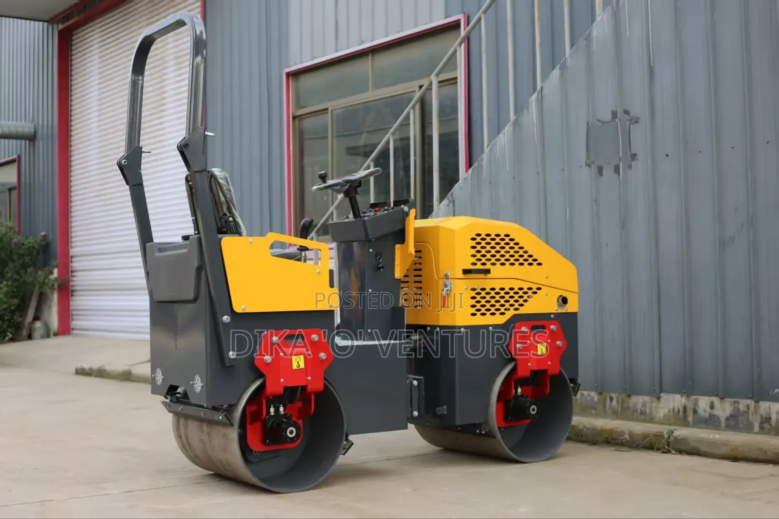 Double Drum Self-Propelled Diesel Vibratory Road Roller