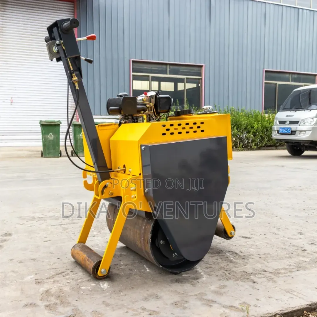 Road Roller Single Drum Vibration Road Roller for Highway Construction