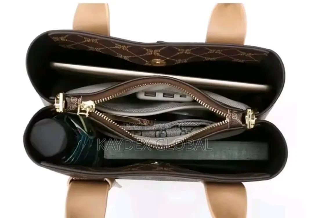 Ladies Classic Handbag