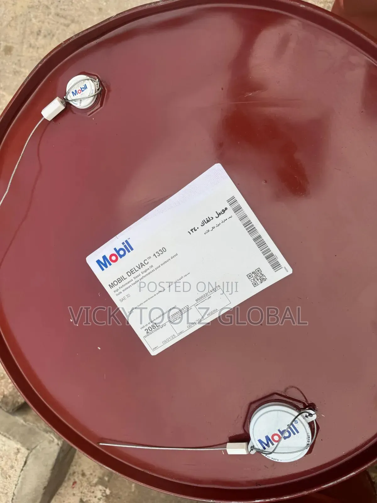 Mobil Delvac 1330 Sae-30 Diesel Engine Oil Drum