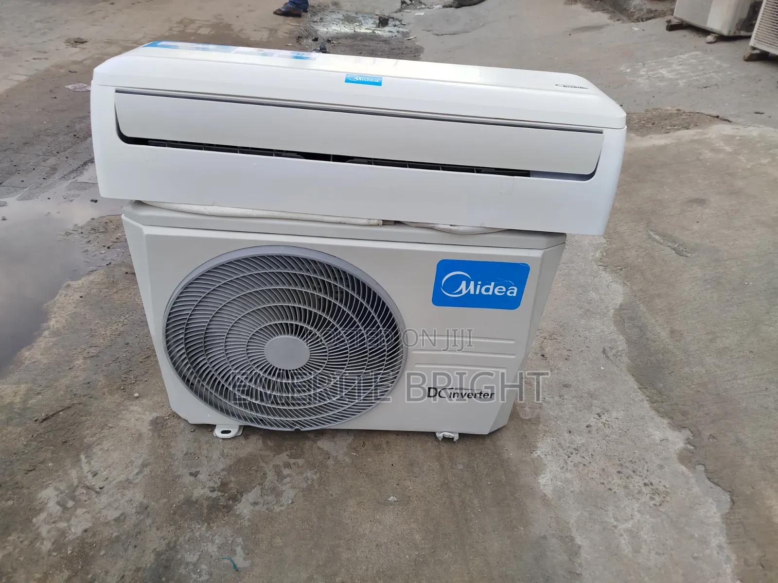 Midea Inverter 1.5 Hp Working and Cooling Very Very Ok