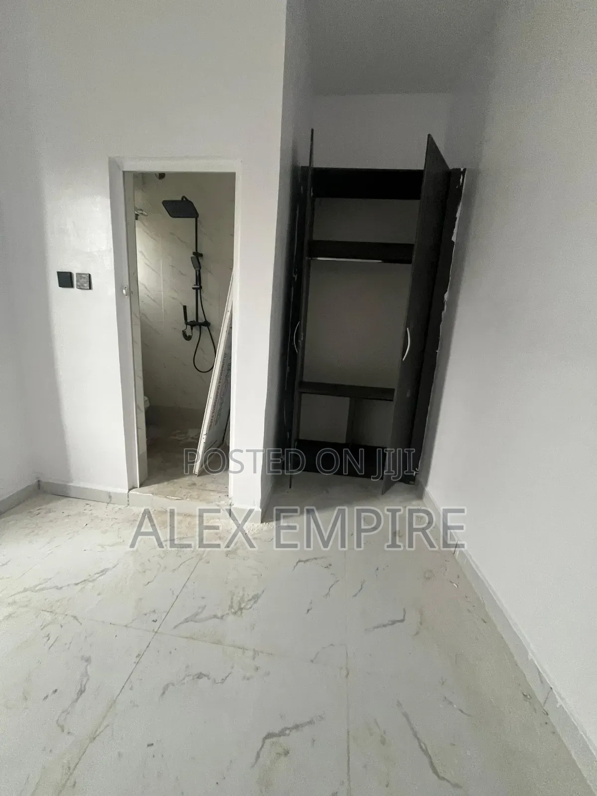 3bdrm Apartment in Ago Palace for rent
