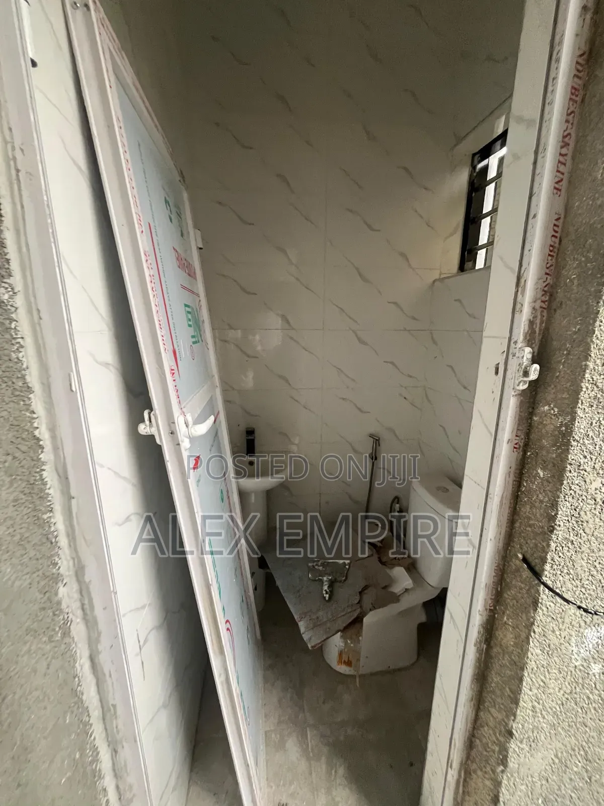 3bdrm Apartment in Ago Palace for rent