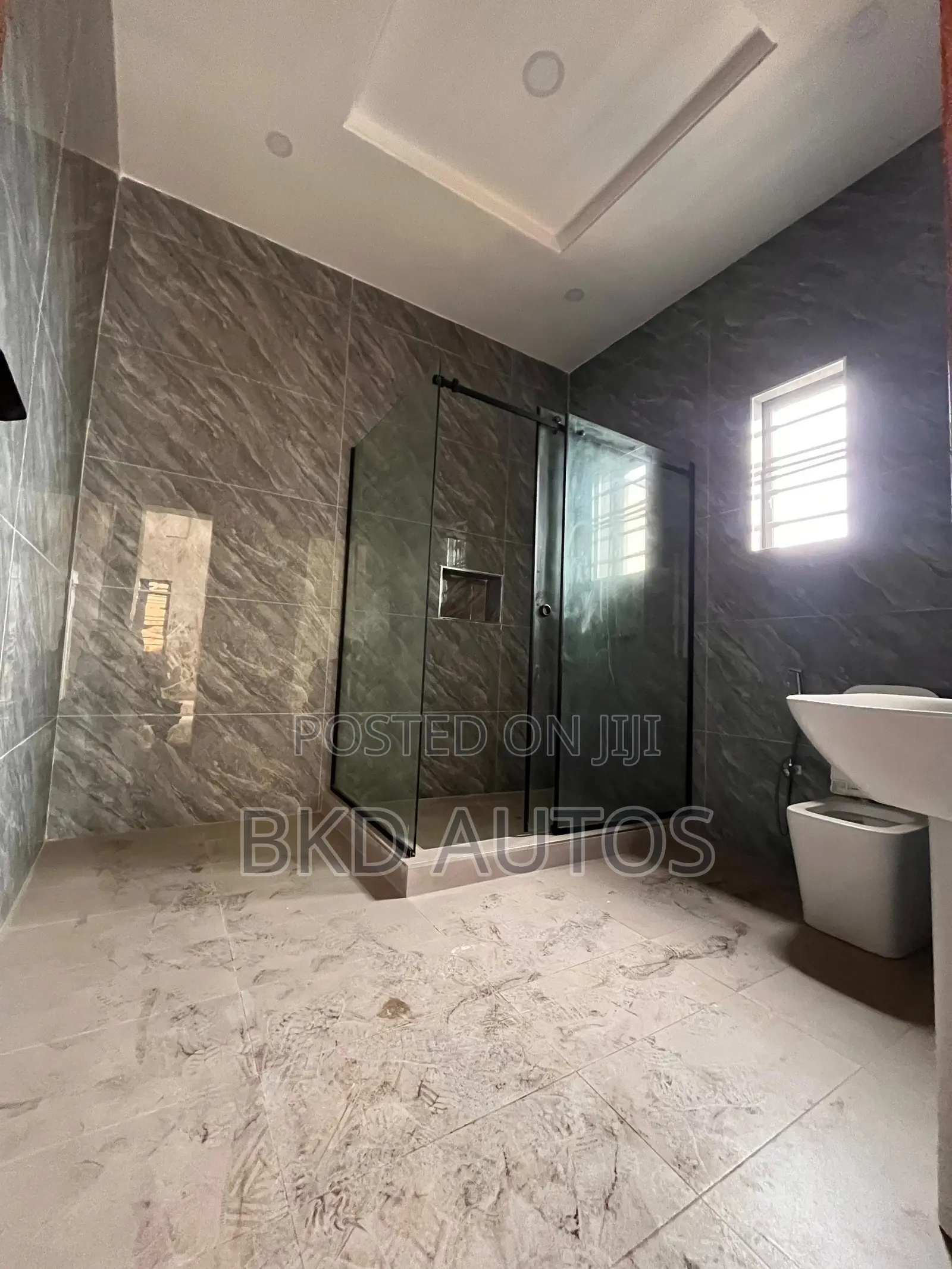 4bdrm Duplex in Ikeja for sale