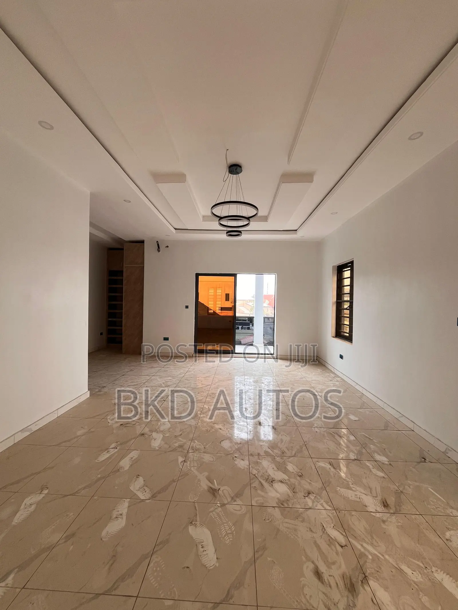 4bdrm Duplex in Ikeja for sale