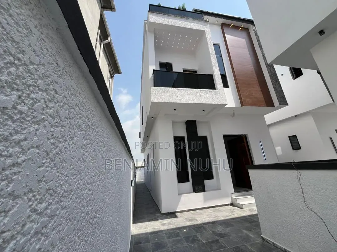 3bdrm Duplex in Happyland Estate, Olokonla for sale