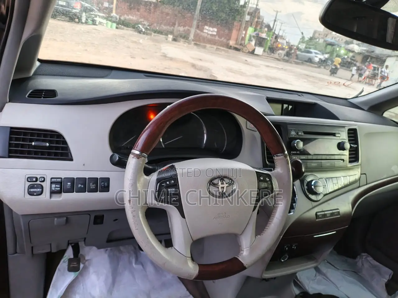 Toyota Sienna 2014 Black