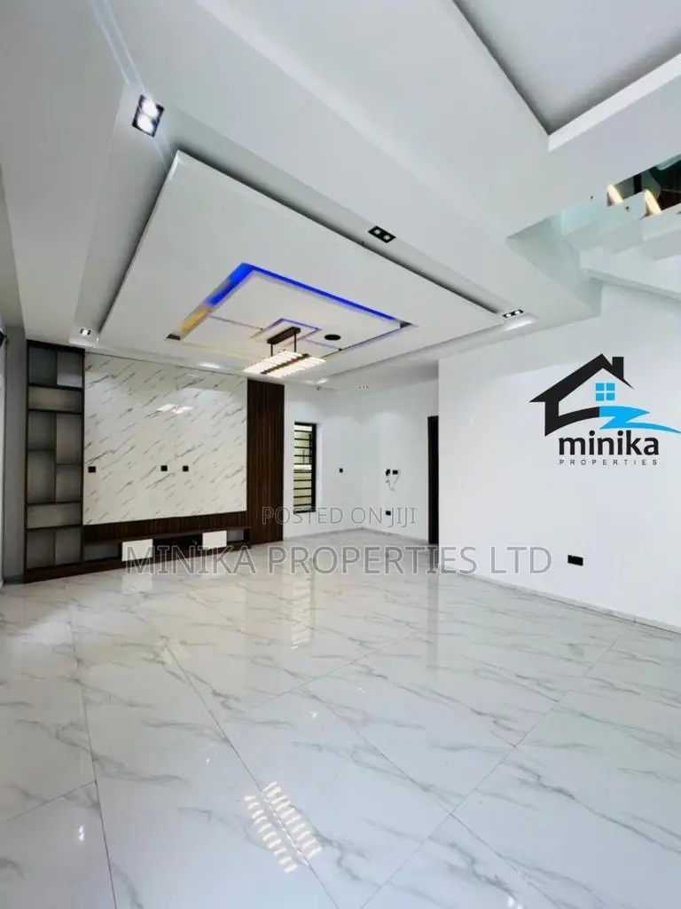 5bdrm Duplex in Royal Pine Estate, Lekki for rent
