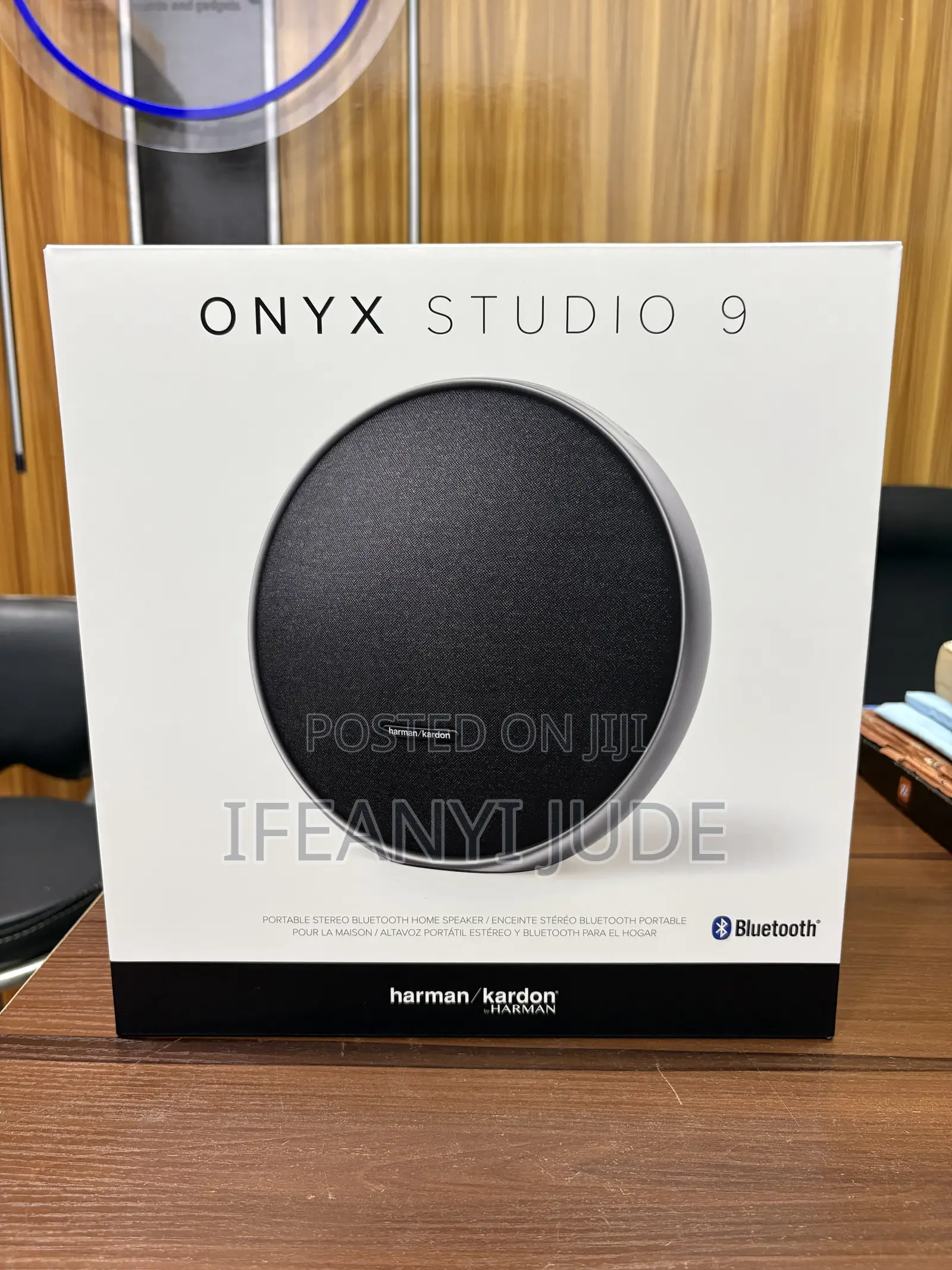 Harman Kardon Onyx Studio 9 Portable Bluetooth Speaker.