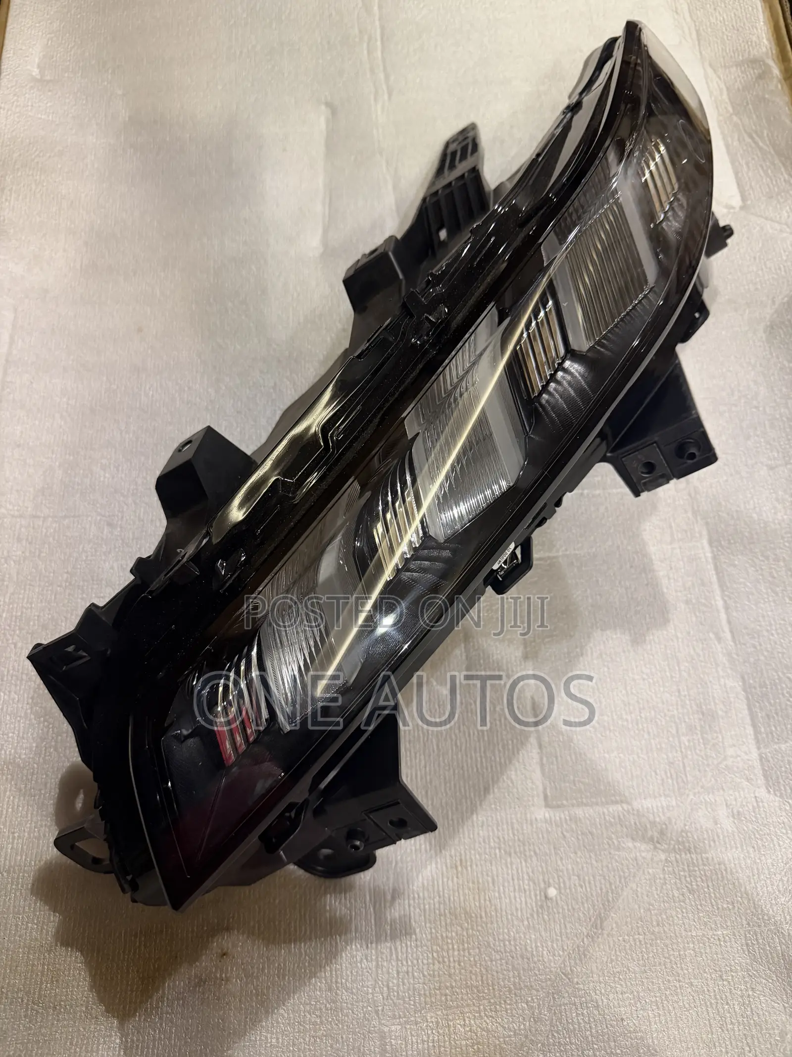 Suzuki Fronx Headlight