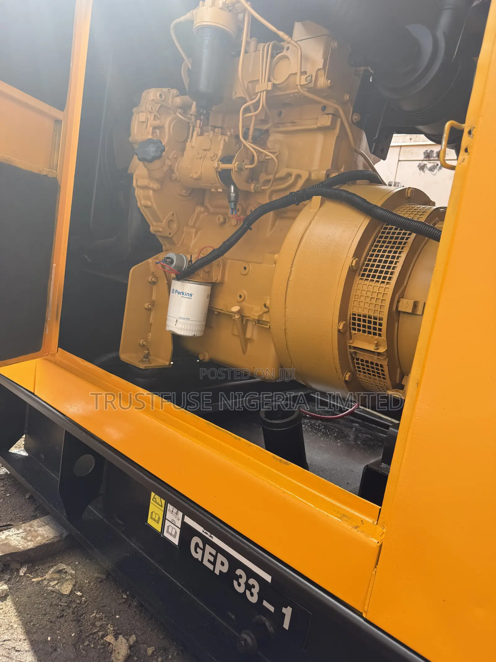 33 Kva Mantrac Caterpillar Soundproof Generator