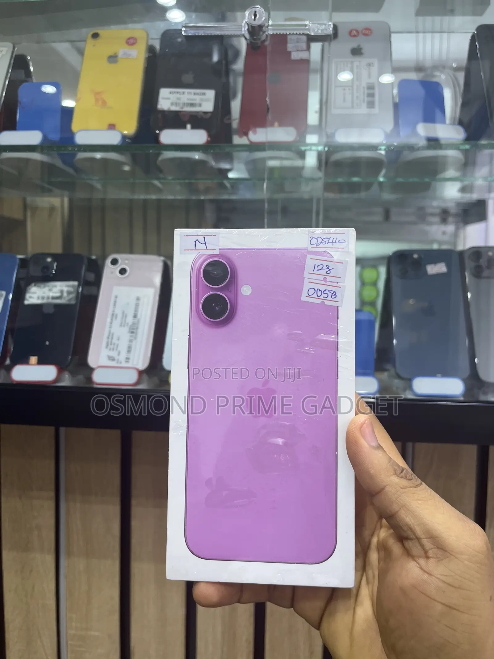 New Apple iPhone 16 Plus 128 GB Pink