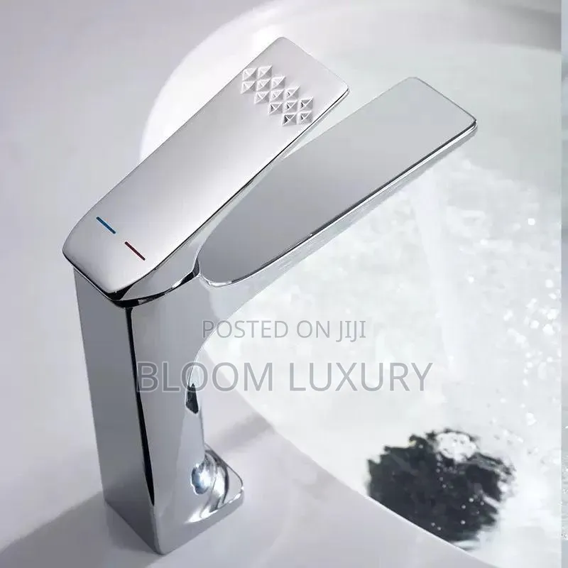Chrome and Black High Quality Wash Hand Basin Mixer Tap
