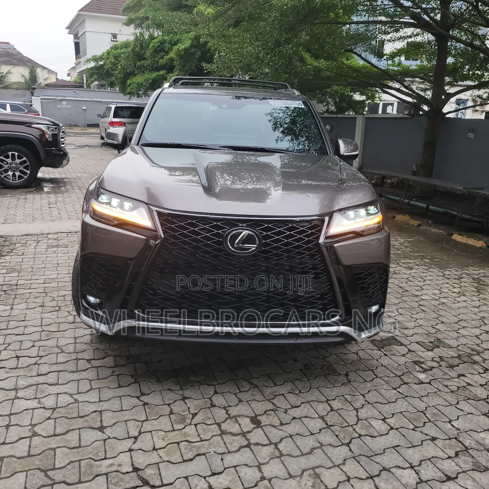 Lexus LX 600 2024 Gray