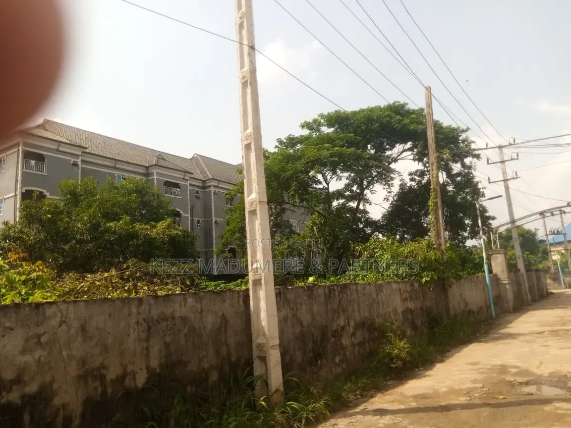 To Let: 5 Plots at Old Gra Ph