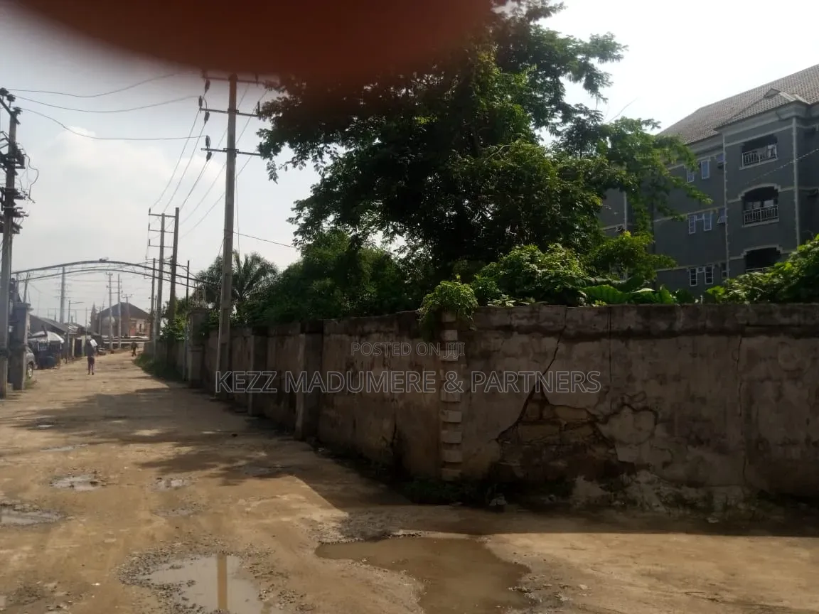 To Let: 5 Plots at Old Gra Ph