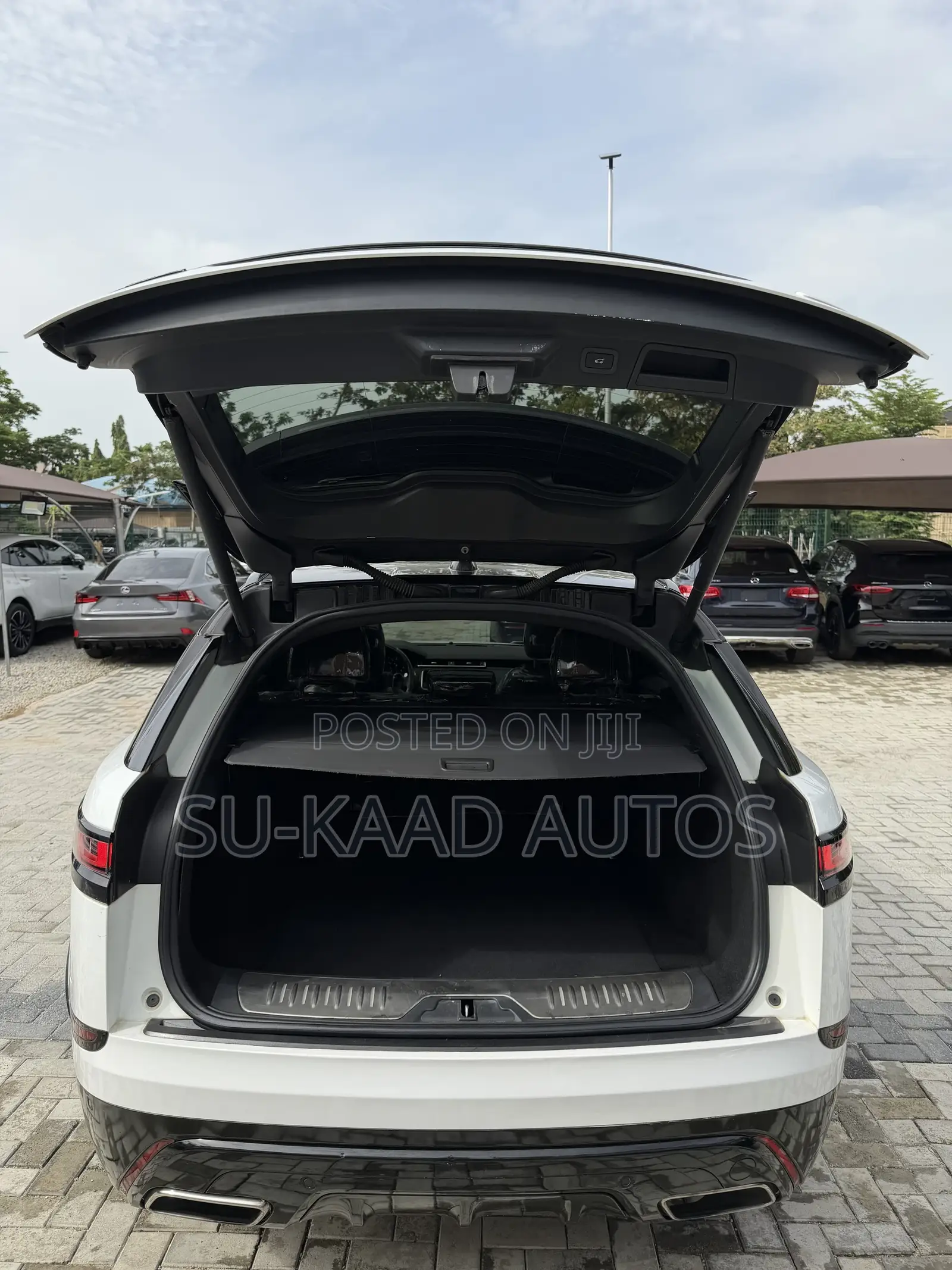 Land Rover Range Rover 3.0L V6 Supercharged 2019 White